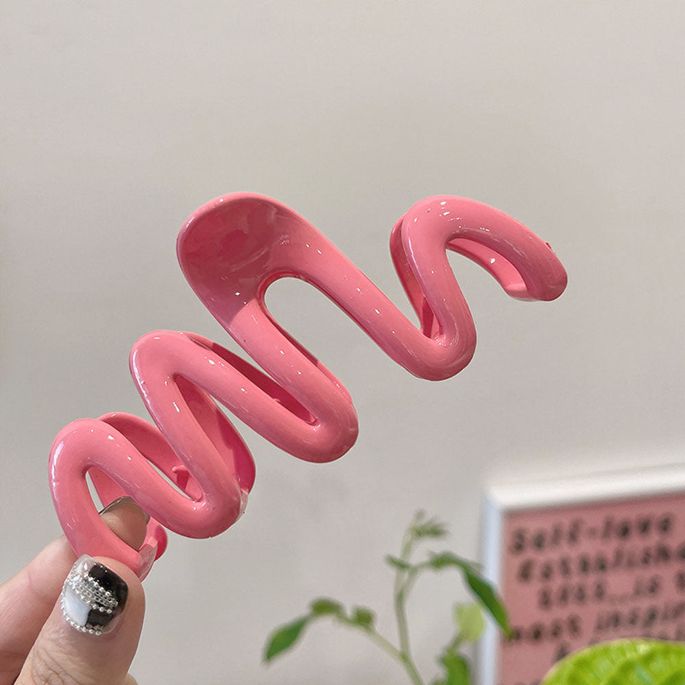 Wave Cross Hair Claw